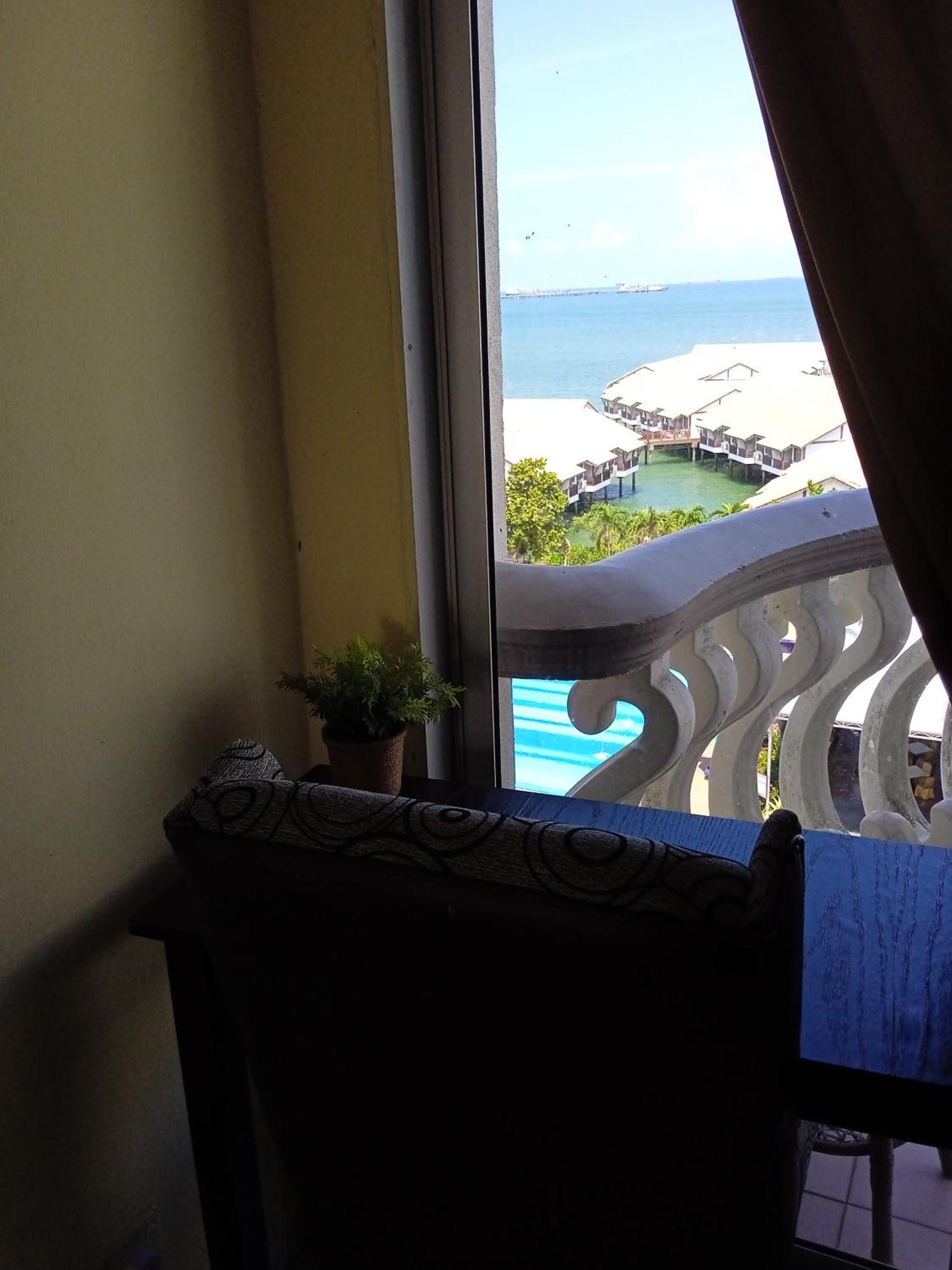 Cozy Seaview Glory Beach Resort Anc Port Dickson Esterno foto
